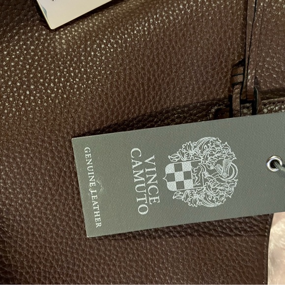 NWT large w/dust bag.   NEVER WORN RETAIL $198….temp.price cut for  auction - Picture 5 of 16